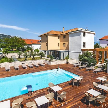 Vila Iris Baska Exteriér fotografie